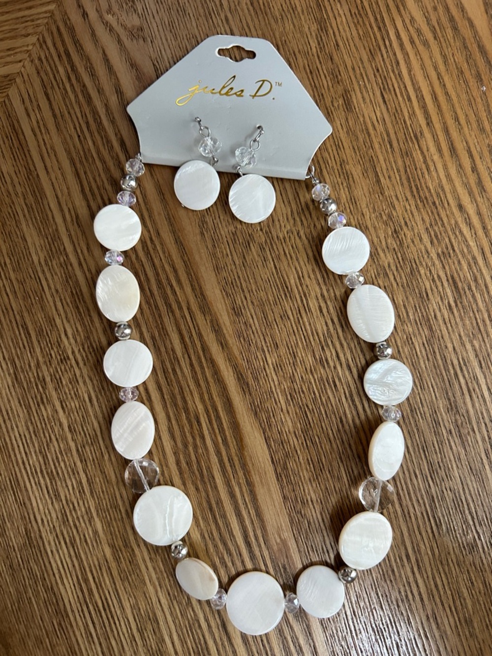 White Mother-of-Pearl Disc Necklace & Earrings Set